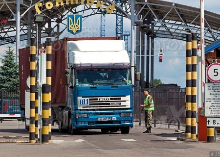    Украина передаёт в аренду свои таможни