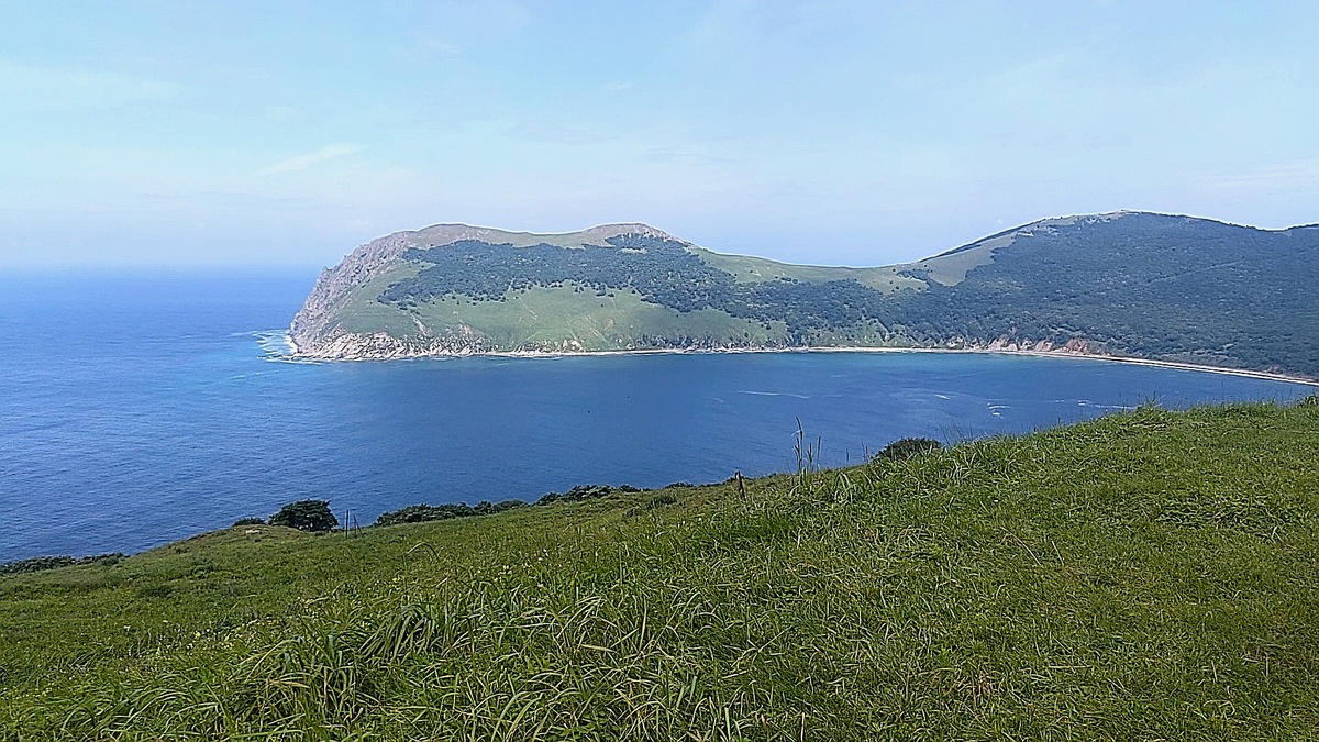 Это всего лишь отрывок той панорамы, остальное только воочию...