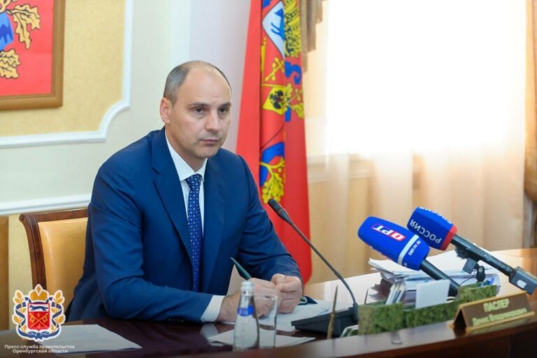    В Оренбуржье будут благоустроены территории новых ФАПов, установленных в этом году Андрей Севостьянов