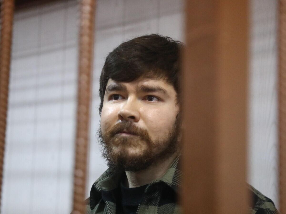    Обвиняемый в мошенничестве блогер Аяз Шабутдинов в Таганском суде Москвы© АГН "Москва" / Артур Новосильцев