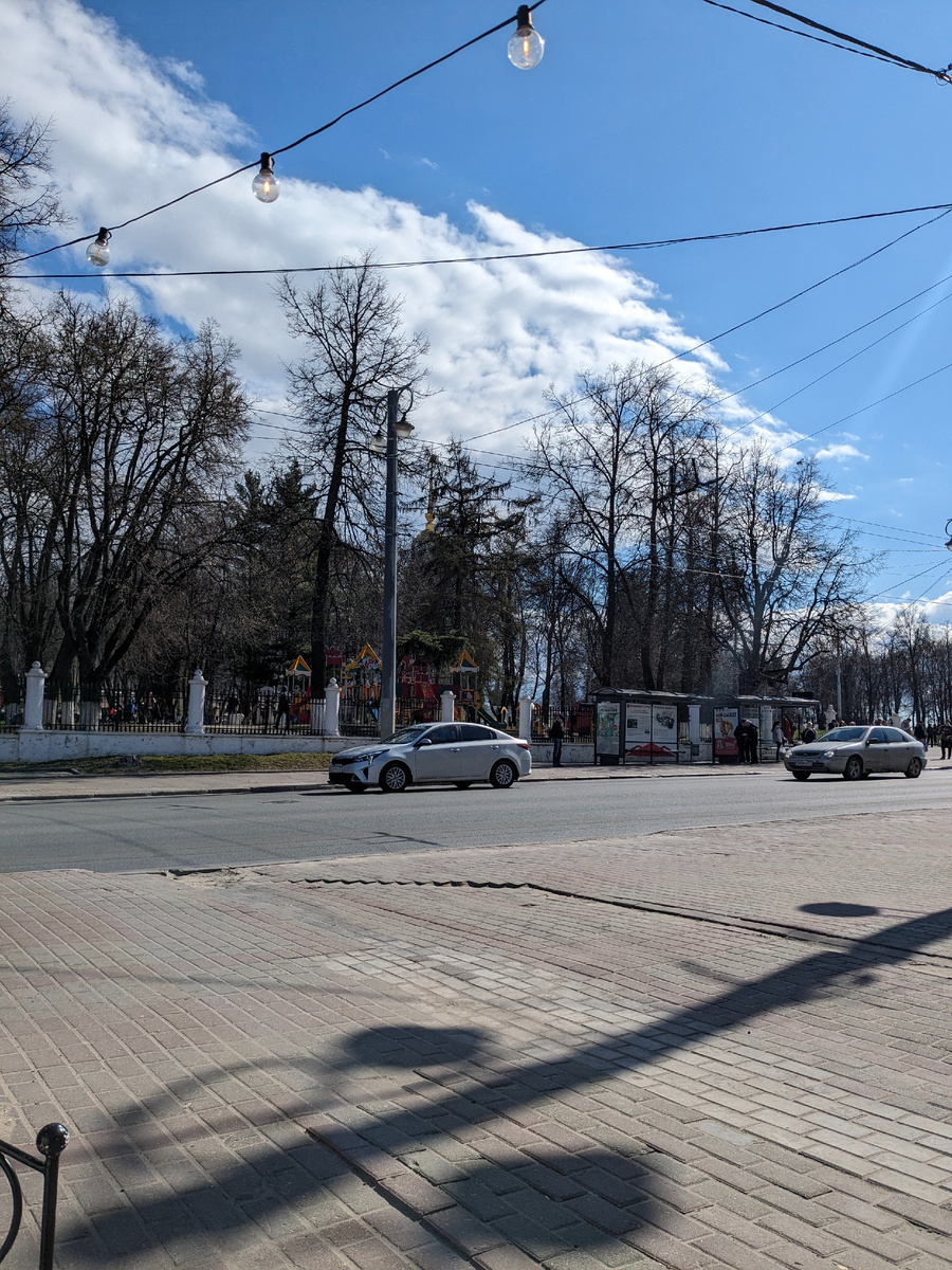 Вид на большую Московскую улицу.