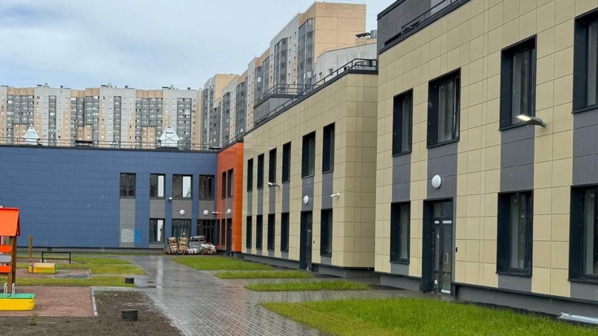     Источник: пресс-служба комитета по строительству Санкт-Петербурга