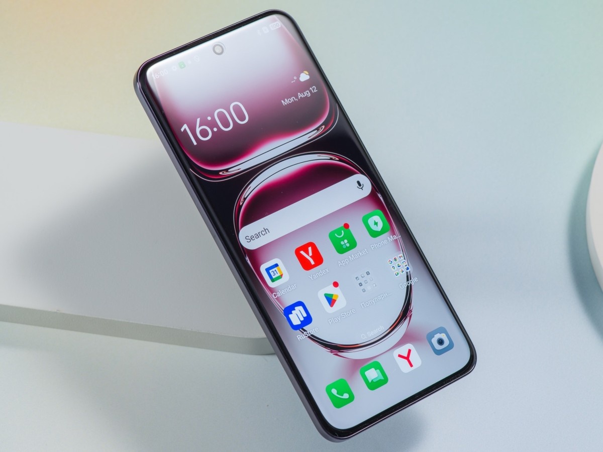    Обзор OPPO Reno12 Pro: Dimensity 7300 Energy, тройная камера и хорошие автопортреты