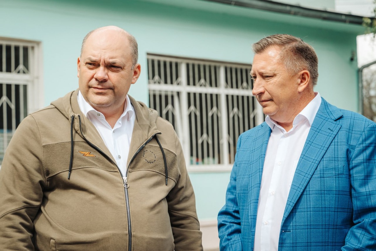    Алексей Смирнов и Игорь Баринов посетили переселенцев из приграничья Курской области