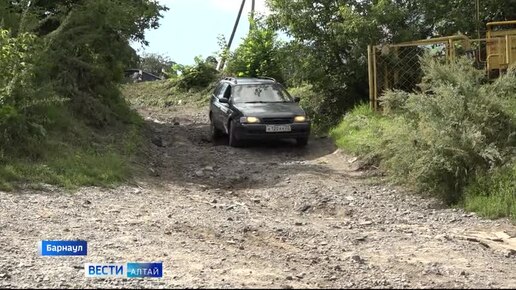 В частном секторе Барнаула дороги и участки размывают ливни и грунтовые воды