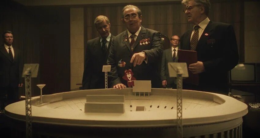 Состоялась премьера новой исторической ленты. Кадр из сериала "Игры", 2024, реж. Евгений Стычкин