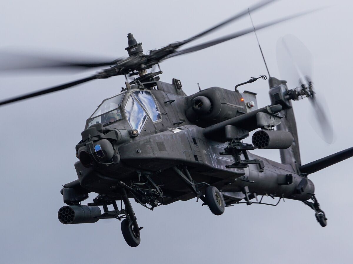    Вертолет AH-64 Apache на международных военных учениях "Summer Shield XIV" в Латвии© Sputnik / Сергей Мелконов