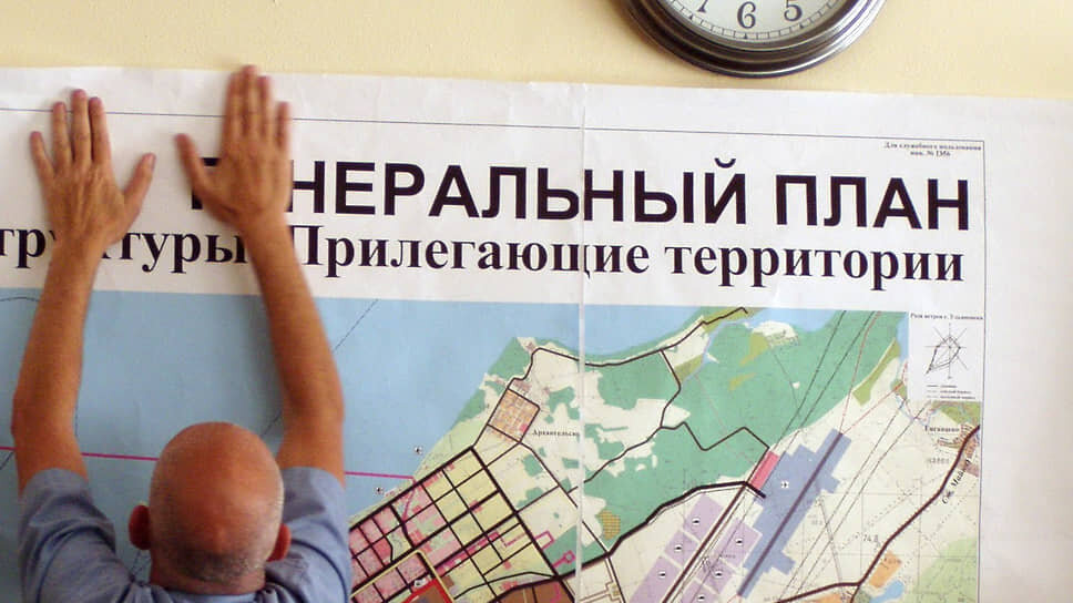 Фото: Сергей Титов / Коммерсантъ📷Депутаты считают, что предлагаемый вариант проекта генплана Ульяновска может в будущем привести к появлению новых точек социальной напряженности