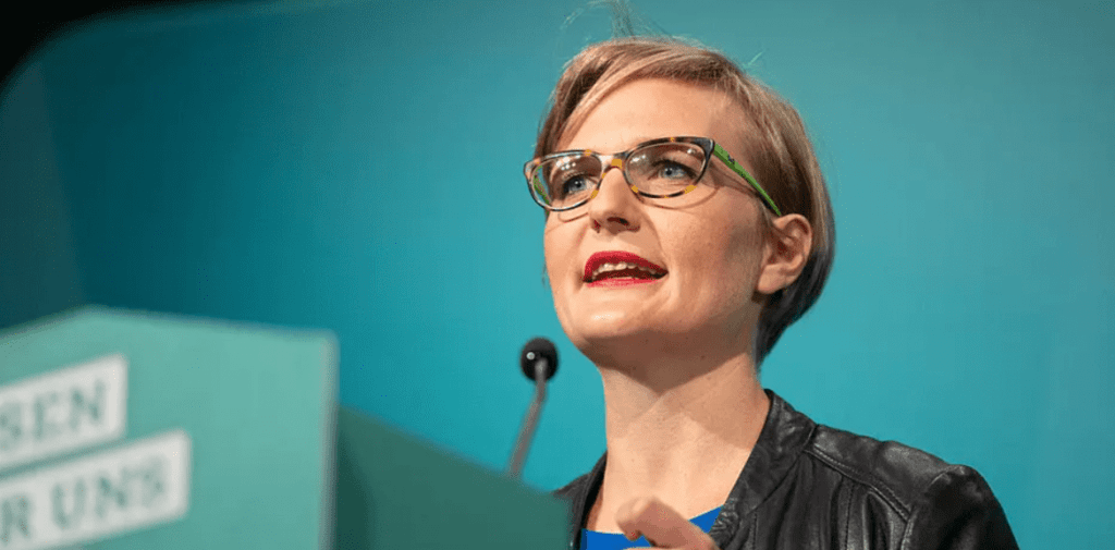    Сербский литий без «электронов демократии» Европе не нужен – вот корень антилитиевых протестов в Белграде.