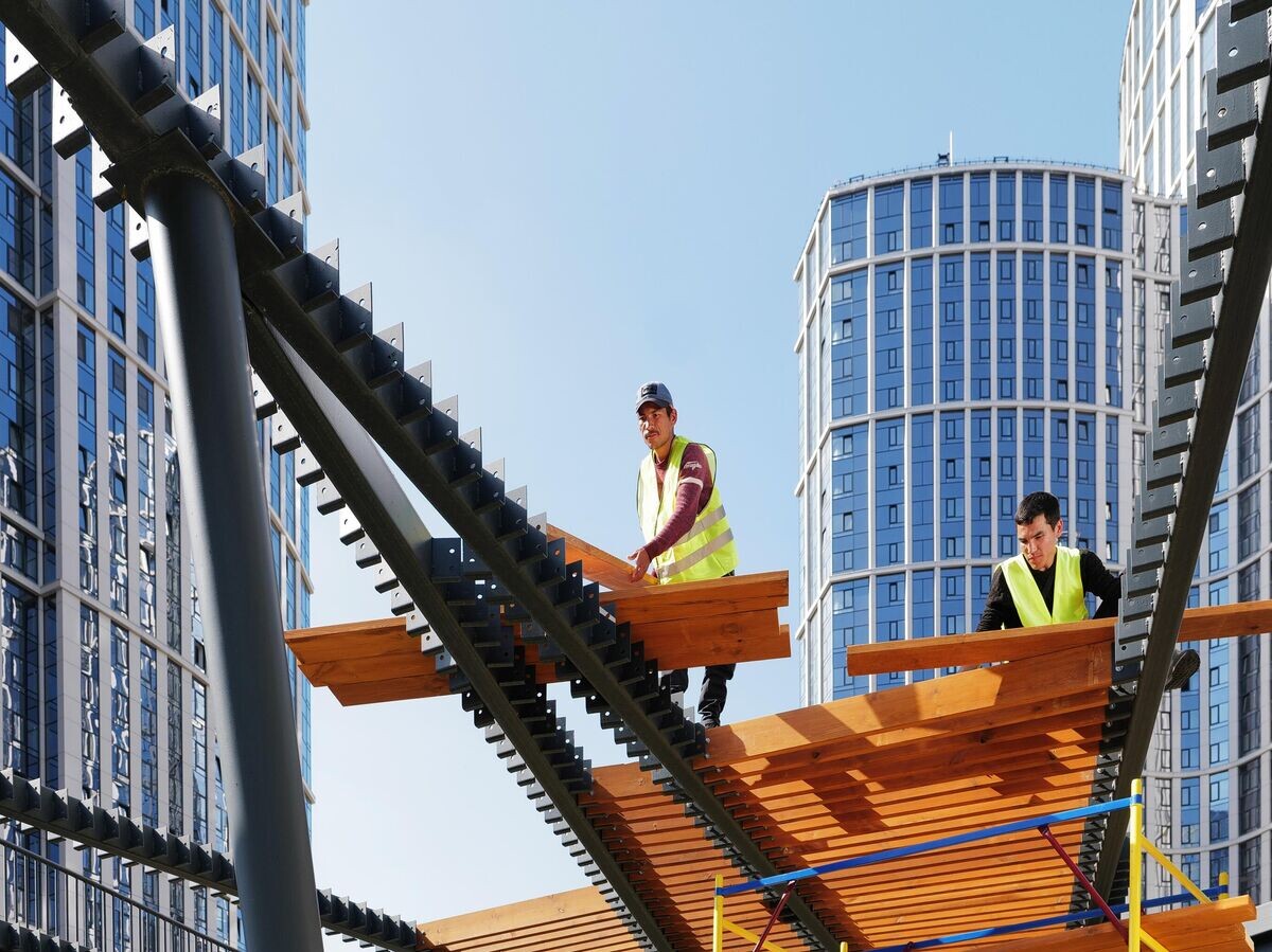    Жилой комплекс, расположенный по улице Янковского в Западном административном округе Москвы© РИА Новости / Сергей Пятаков