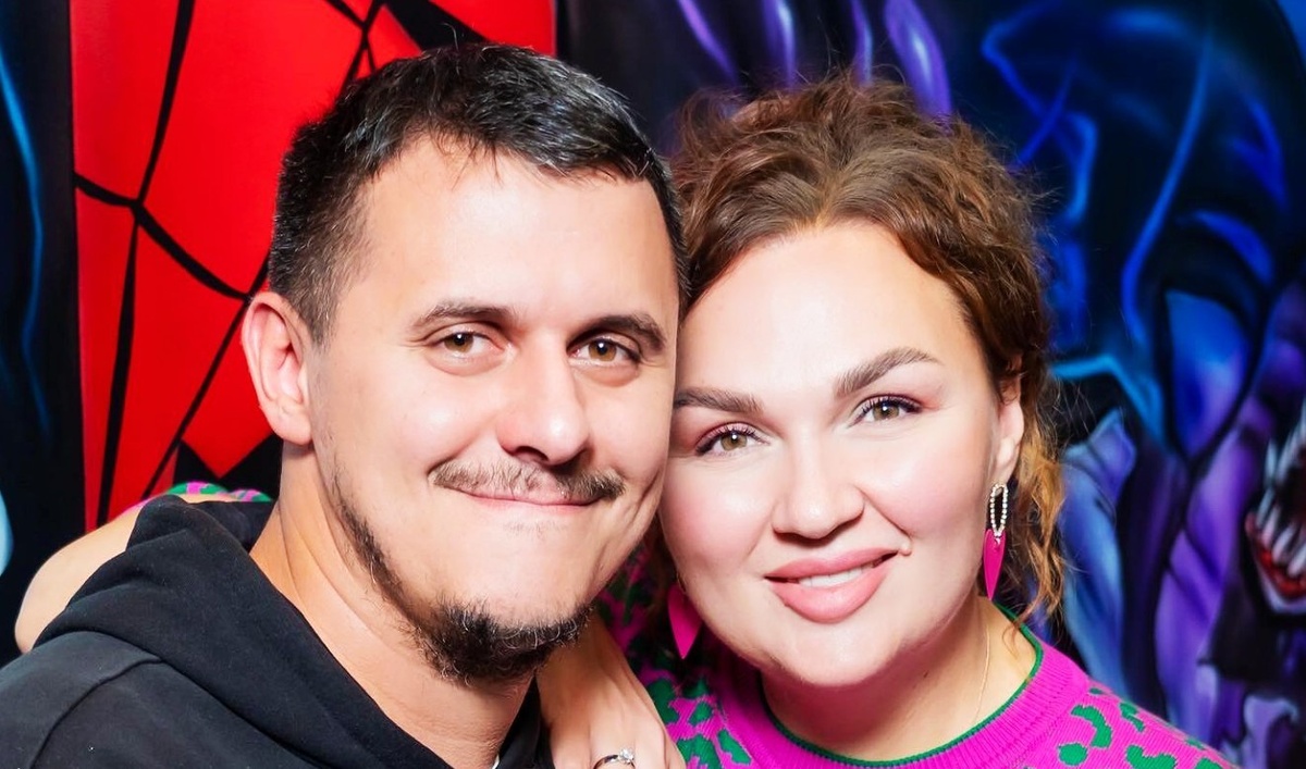 на фото Надя Ангарская и ее супруга Николай Федчук