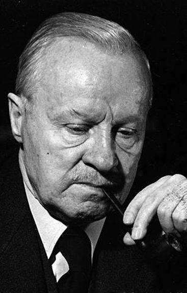 Вяйнё Таннер, министр иностранных дел Финляндии в 1939-1940 годах.