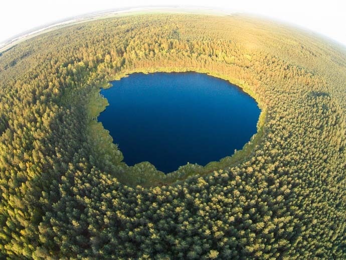 Мертвое озеро