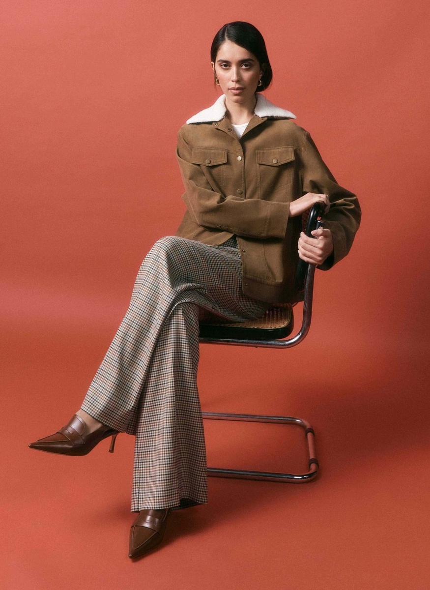  📷    Не бежевым тренчем единым: 20 классных рабочих курток на осень 2024 (фото 2)