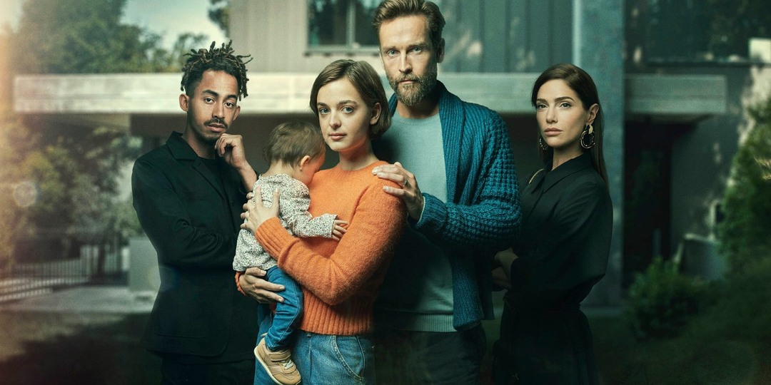 Сериал "Бывшая жена" (2022) или история о матке на ножках