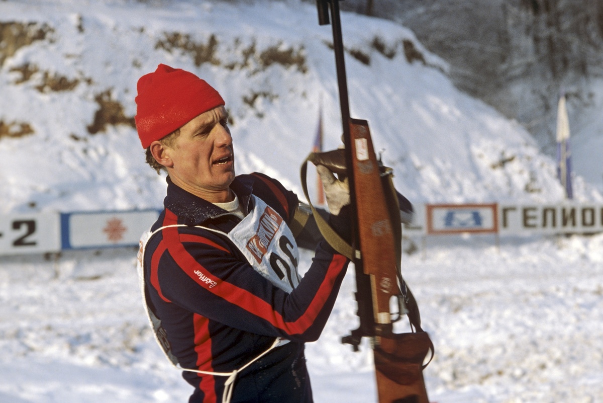    Трехкратный чемпион мира по биатлону Александр Ушаков, во время подготовки к участию в Олимпийских играх в составе сборной команды СССР по биатлону. 1980 год. / Юрий Сомов/ РИА Новости
