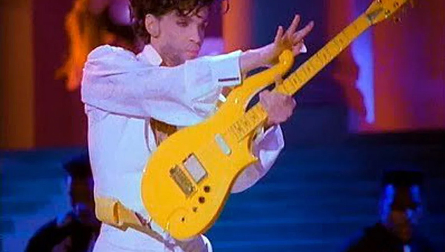 Принс владел предсерийным образцом, который производитель дал ему на тестирование (Источник: AP)