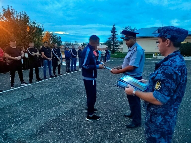    В Оренбуржье добровольцы — осужденные ИЦ-1 получили благодарности губернатора Марина Шарт