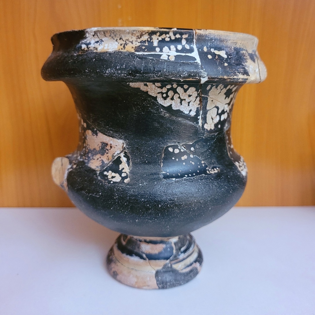 Канфар кубковый чернолаковый 350-335 гг. до н.э.