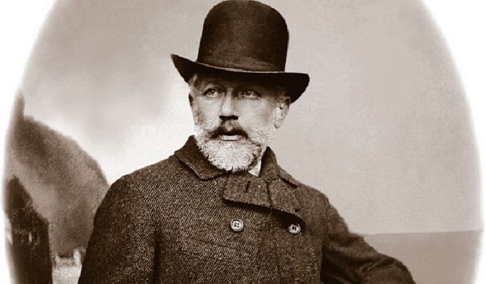    Цилиндр с автографом Чайковского впервые представят на II Петровском оперном бале