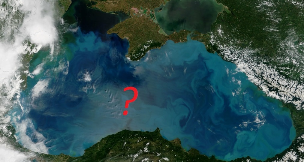 Почему никто не плавает в середине Черного моря