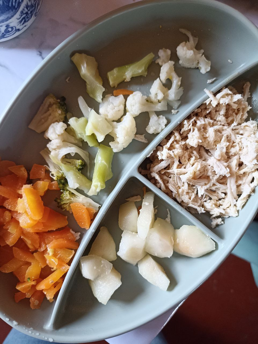 Один из вариантов еды для сына