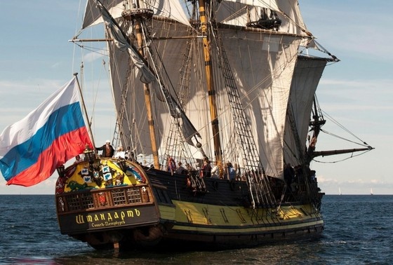    Парусный фрегат «Штандарт»