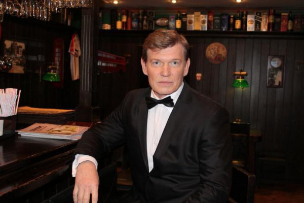    Юрий Лахин