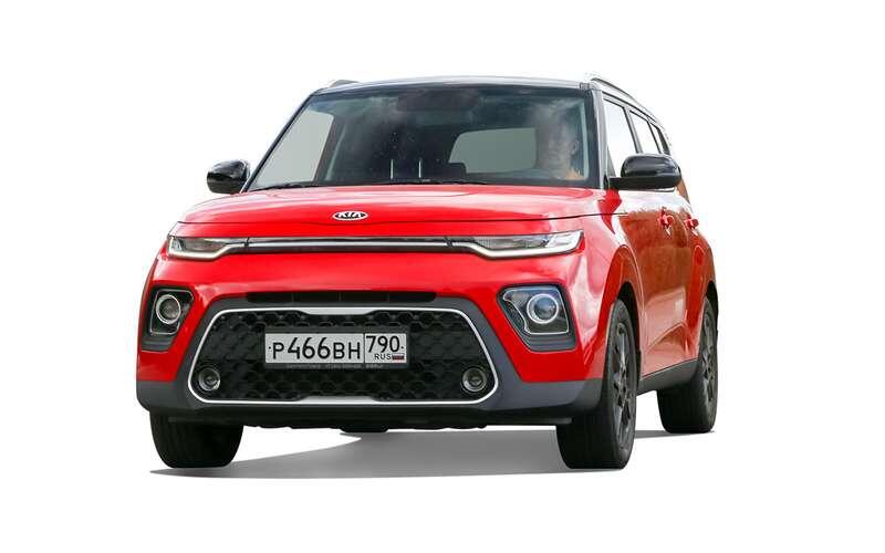    Ветровое стекло Соула активно ловит сколы и затирается щетками дворников