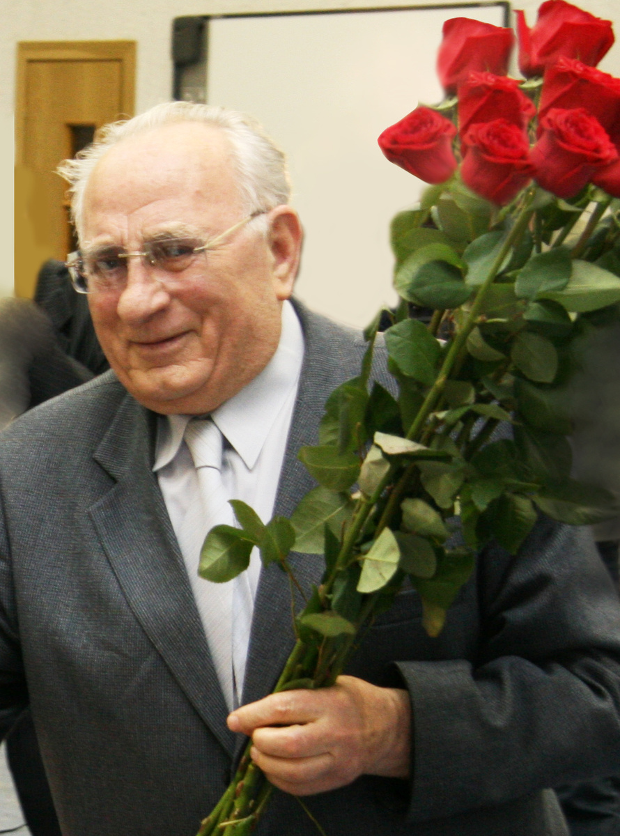 23 августа исполняется 100 лет со дня рождения Максима Матвеевича Загорулько (23.08.1924 – 02.02.-33