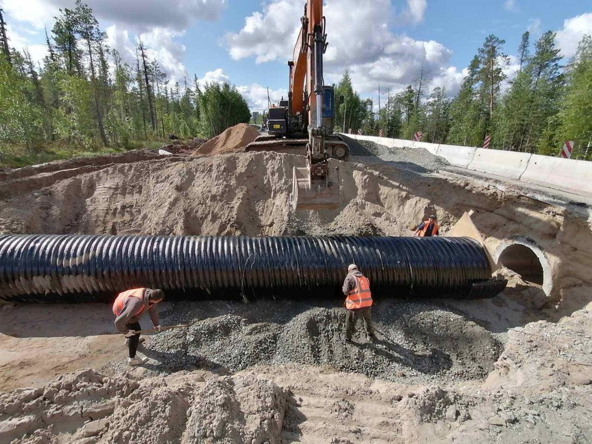    В Югре по нацпроекту ремонтируют дорогу в Октябрьском районе