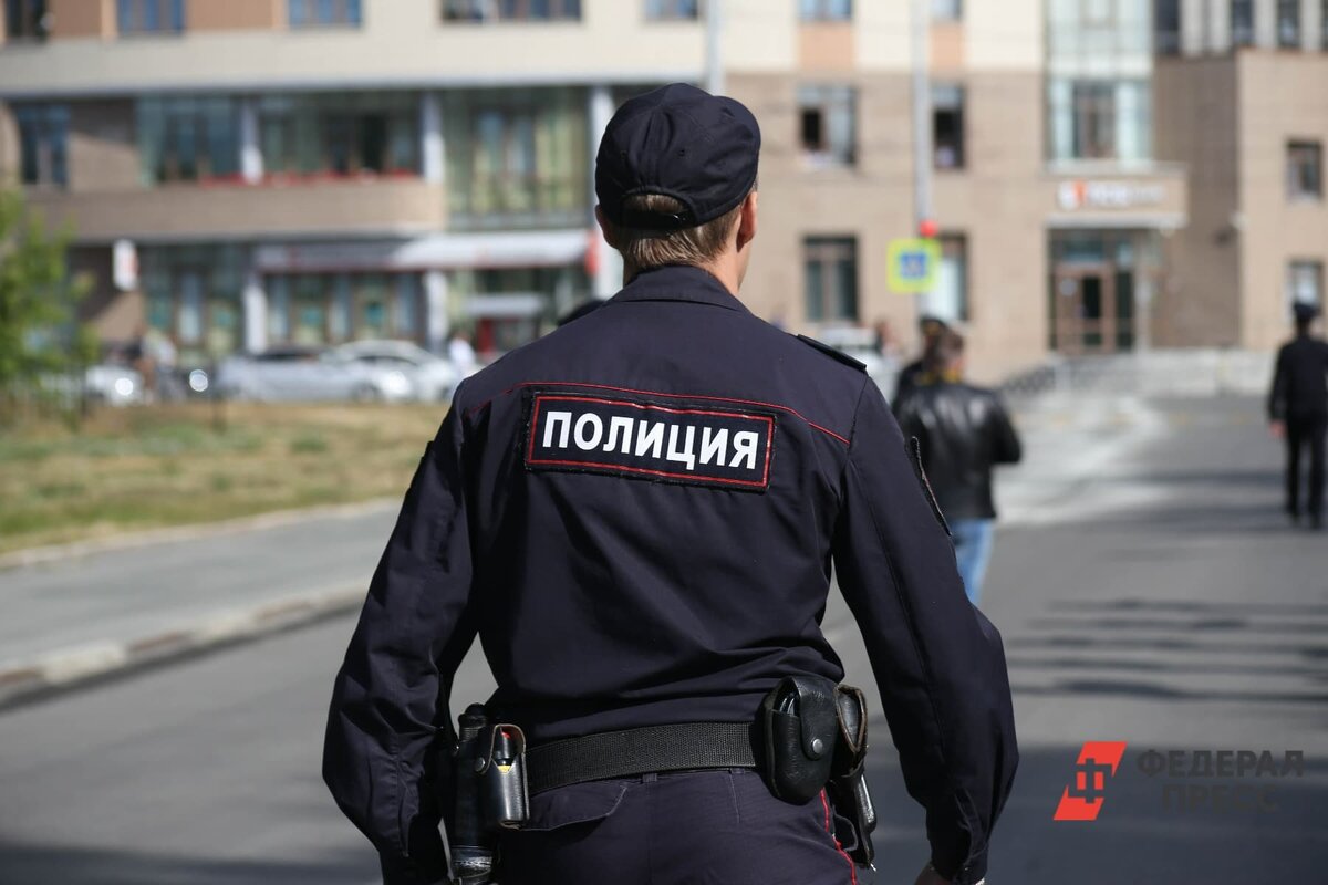 В первую очередь стоит обратиться в полицию.  Фото: ФедералПресс / Ольга Юшкова