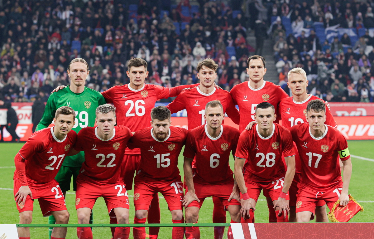    Футболисты сборной России  Михаил Синицын/ТАСС