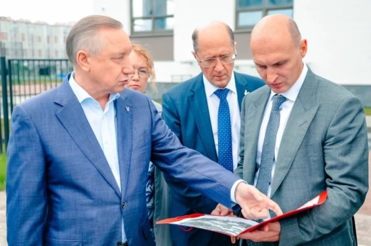    В Петербурге решается проблема с нехваткой школ и детских садов.