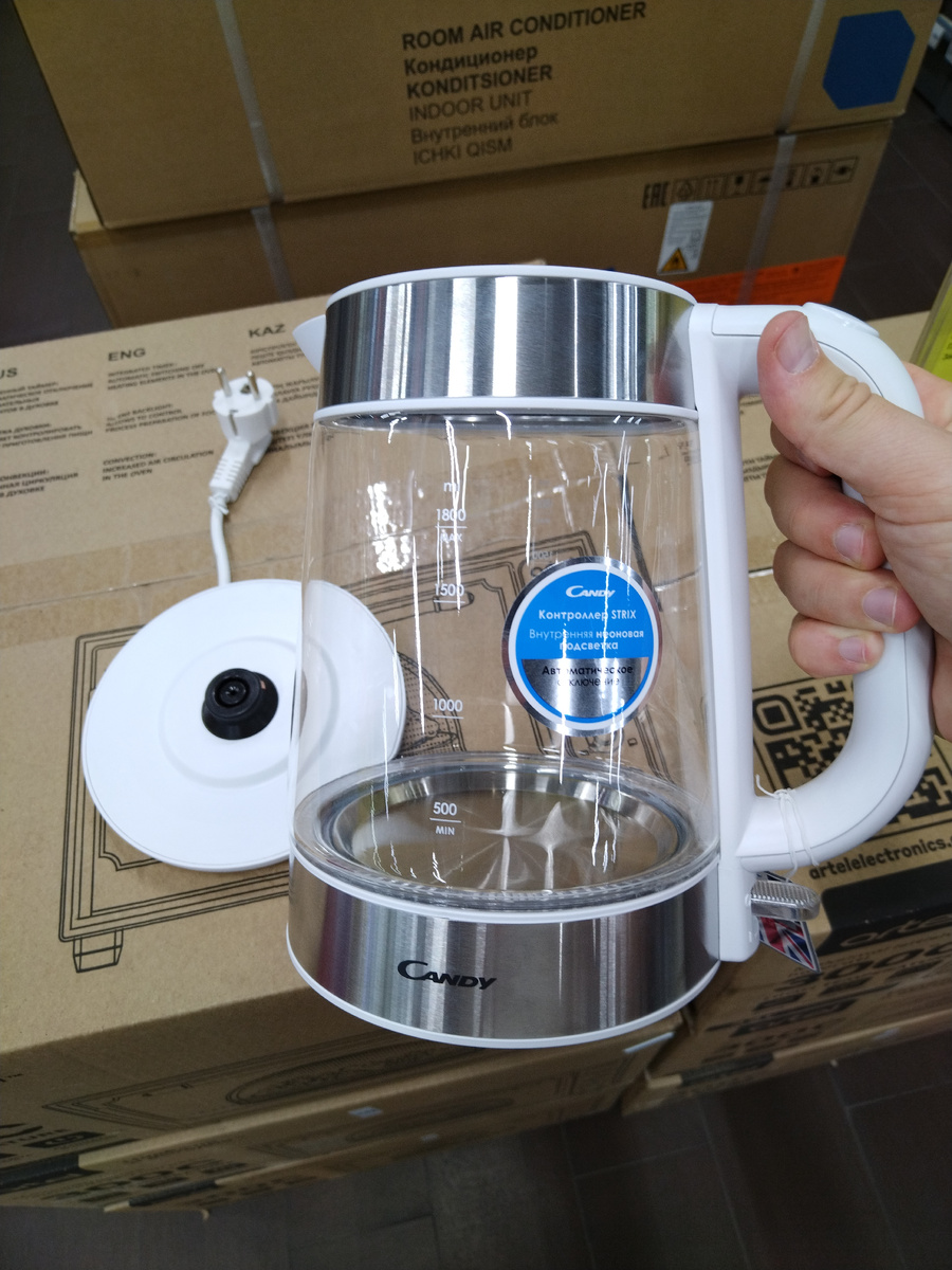 Электрический чайник Candy CK-301