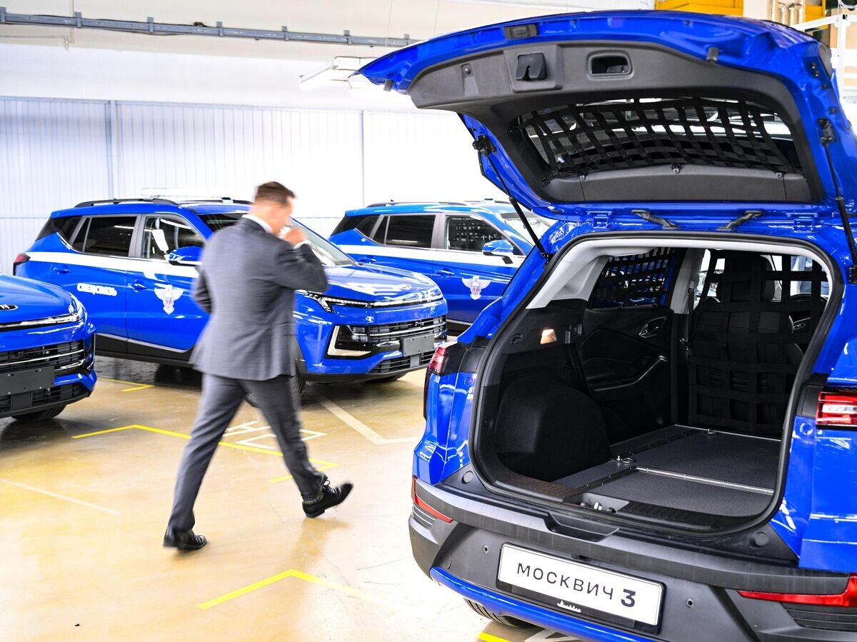    Завод "Москвич" передал автомобили для "Спецсвязи"© РИА Новости / Алексей Филиппов