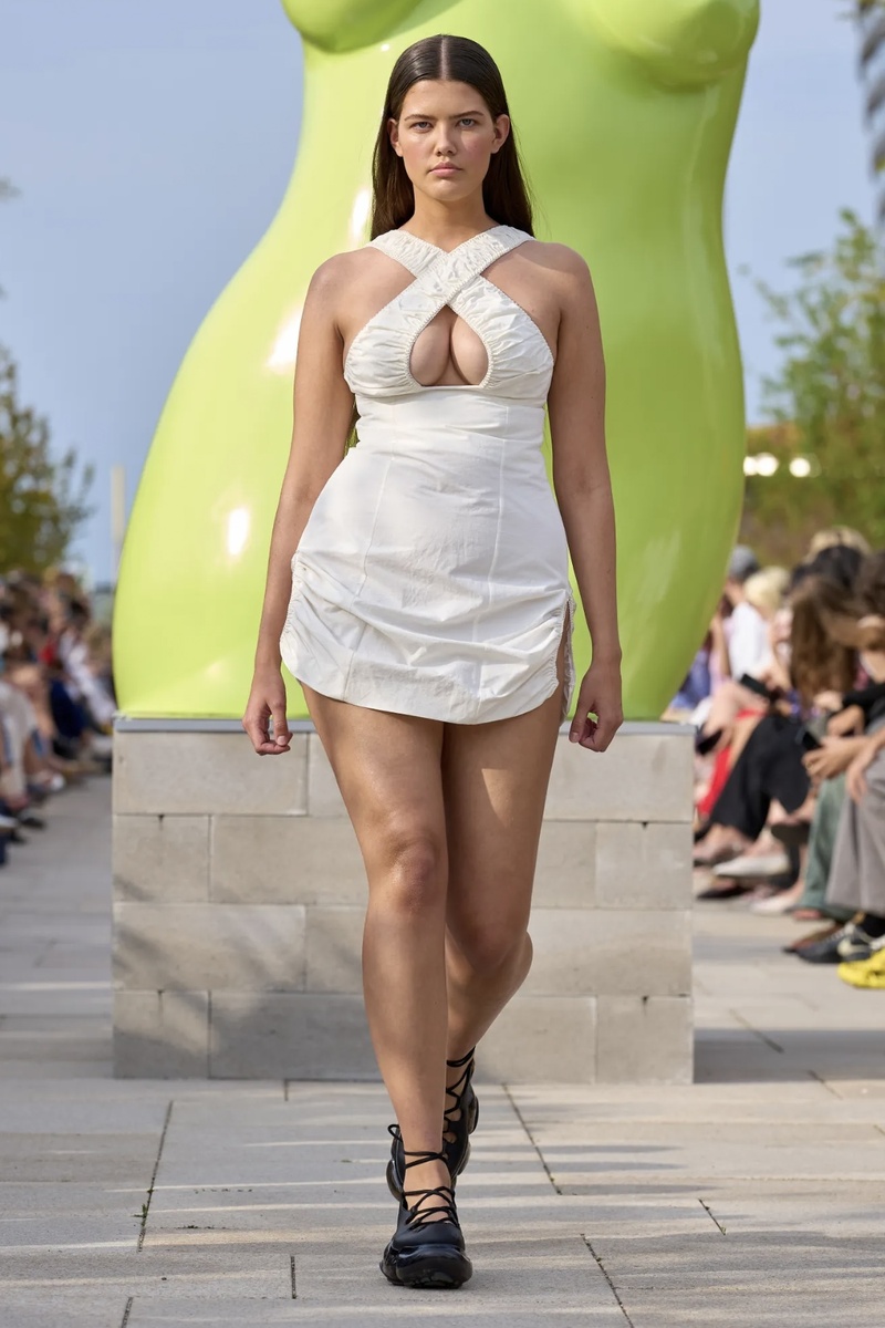 фото Vogue Runway