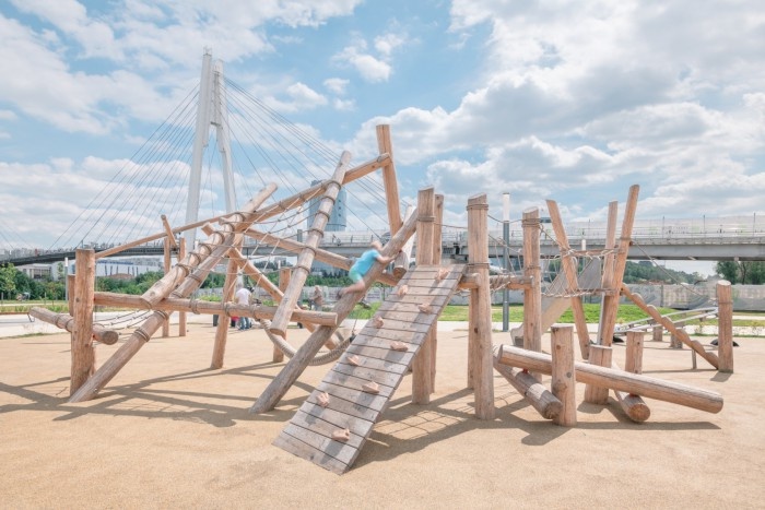 Почему важно приучать детей к самостоятельной игре? 