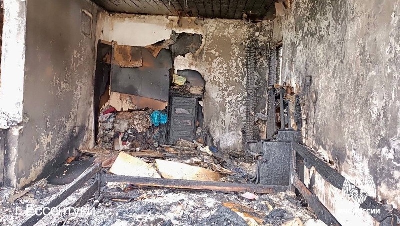    Последствия пожара в Ессентуках Фото: МЧС по Ставропольскому краю