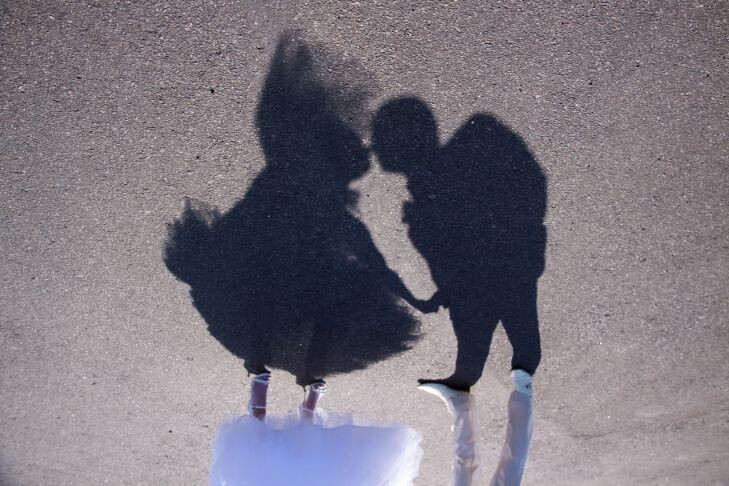    раскрепостить