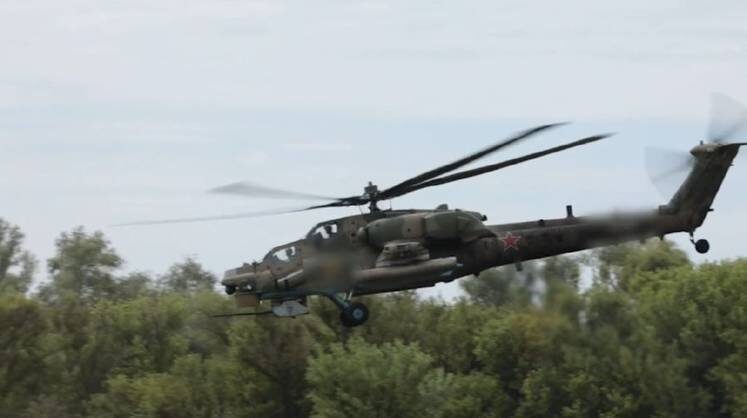    Сайт Министерства обороны РФ Экипажи армейской авиации нанесли удары авиационными средствами поражения по скоплению живой силы, бронированной и автомобильной военной технике подразделений ВСУ в приграничном районе Курской области