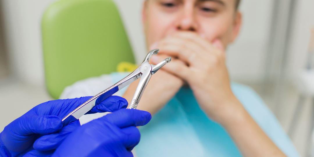 Можно ли удалить зуб дома?