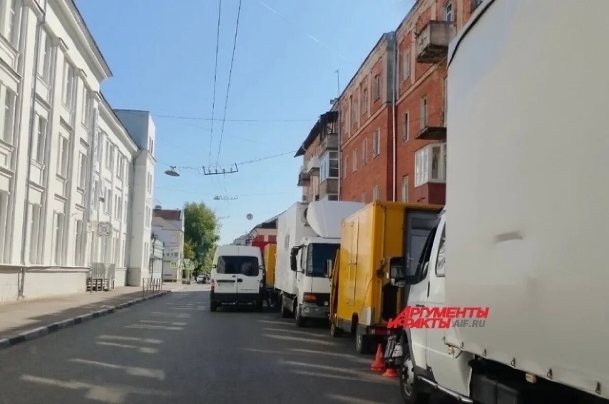    В центре Твери из-за съемок фильма заняты все парковочные места