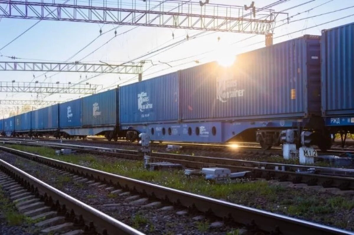    На СвЖД помогают оператору в доставке грузов из Подмосковья в Екатеринбург