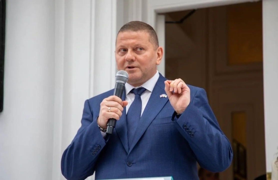    Шарий: бывшего главкома ВСУ Залужного вызвали в Киев из Британии