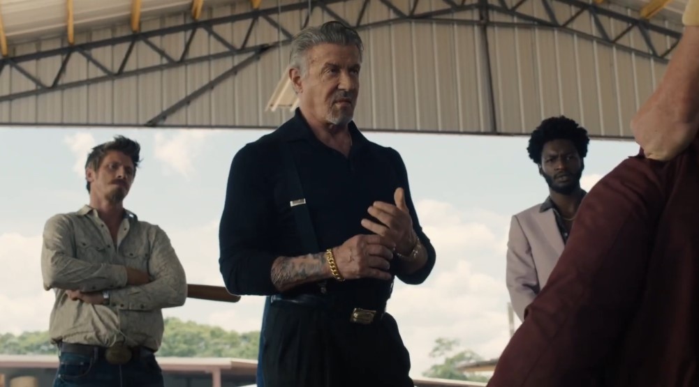     Кадр из 2 сезона сериала «Король Талсы» (2024)