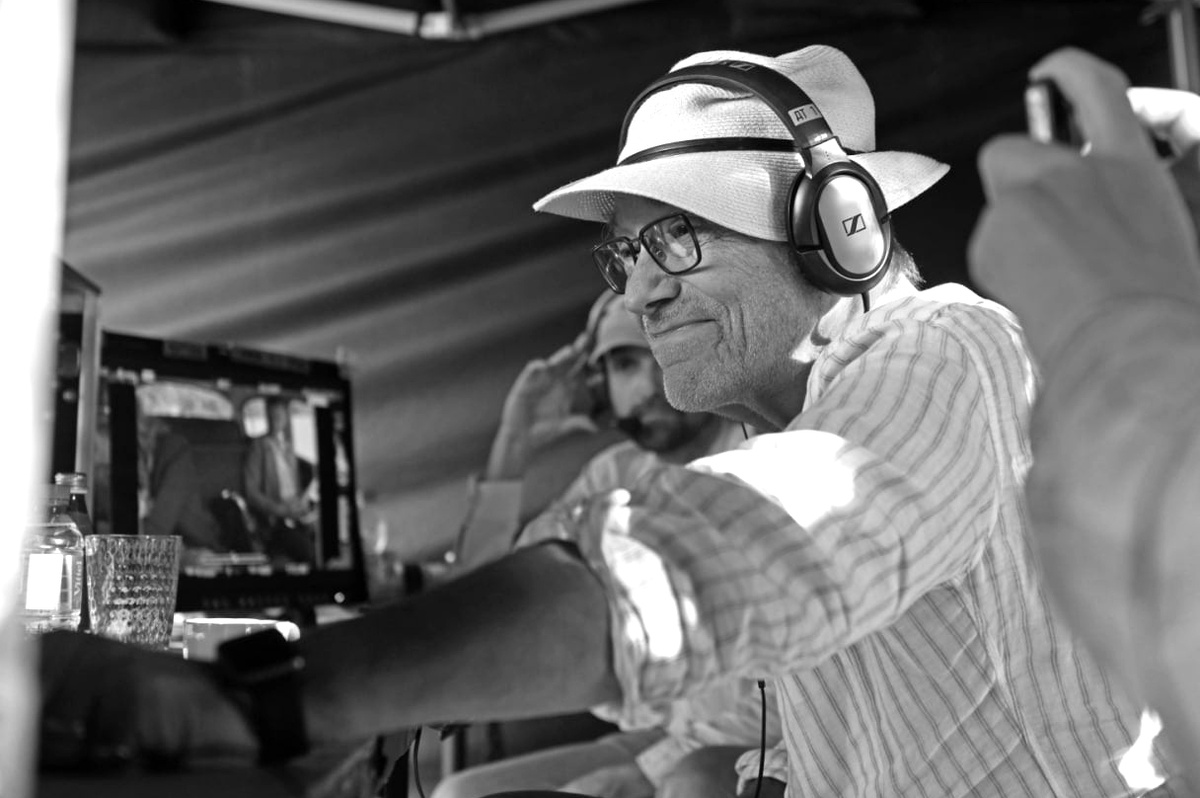 Андрей Кончаловский на съемках фильма "Дорогие товарищи!". Фото: kg-rostov.ru