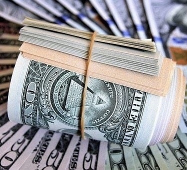 История о том,как мужчина обманным и хитрым путём получил огромную сумму от властей США.