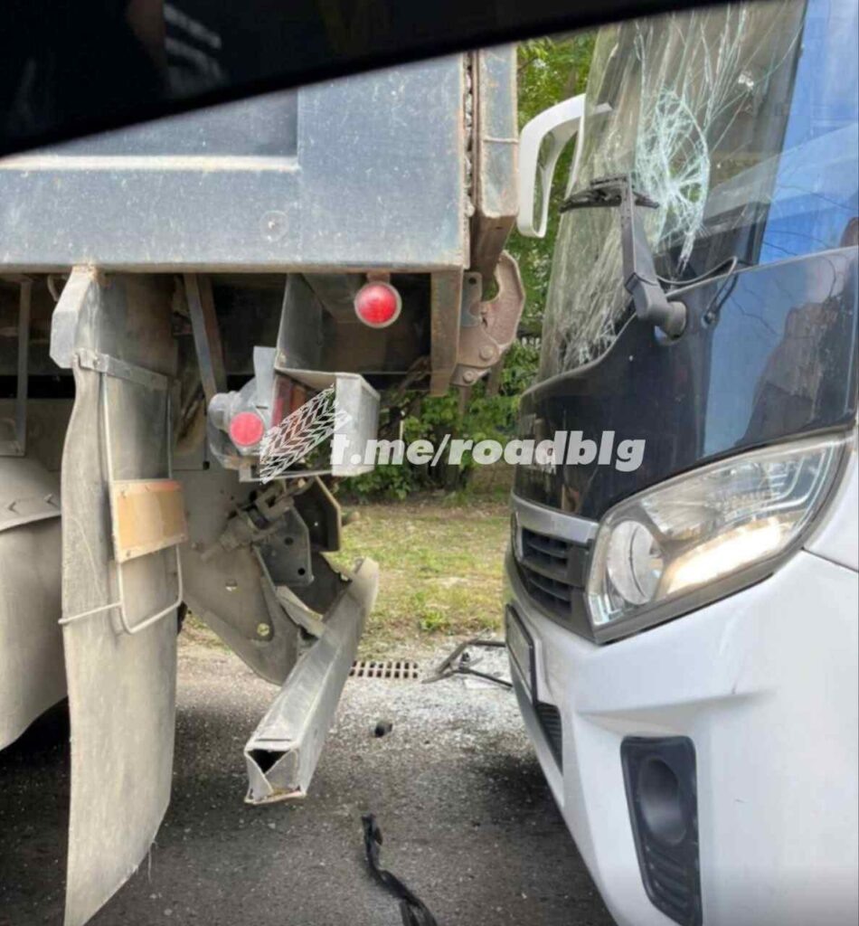    Фото: телеграм-канал «Дорожный Благовещенск»