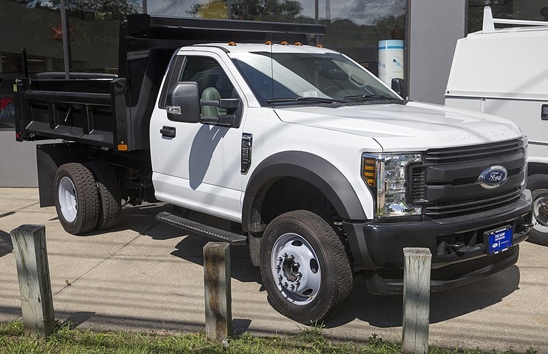 Ford F-550 Super Duty. Автор фото Mr. Choppers. Взято из открытых источников